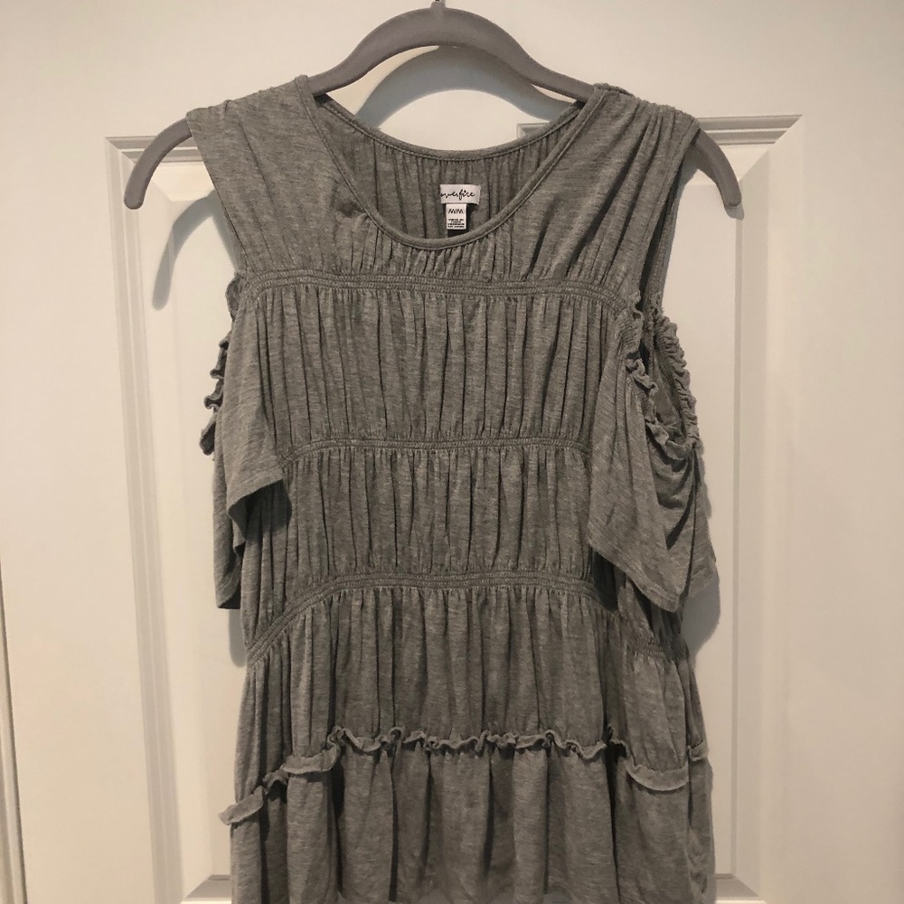 Off the Shoulder Summer/Spring Shirt
